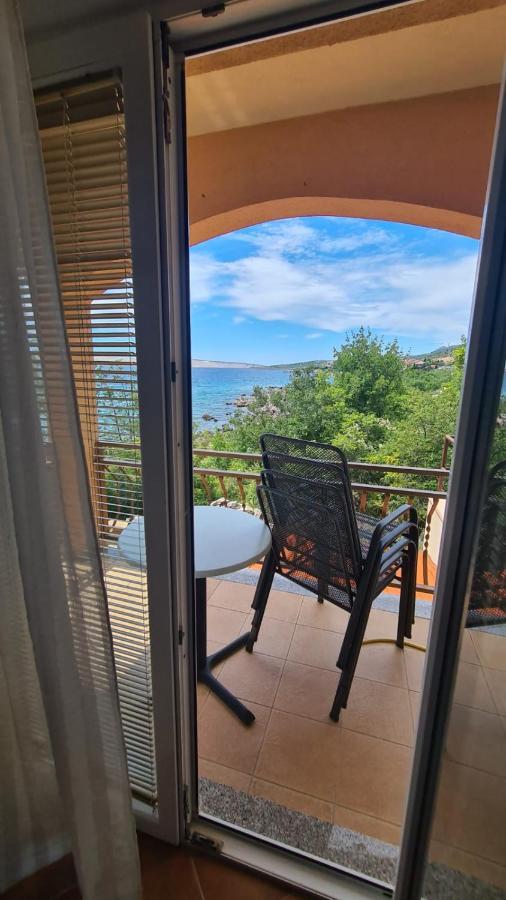 Ferienhaus Elena Karlobag Exteriör bild